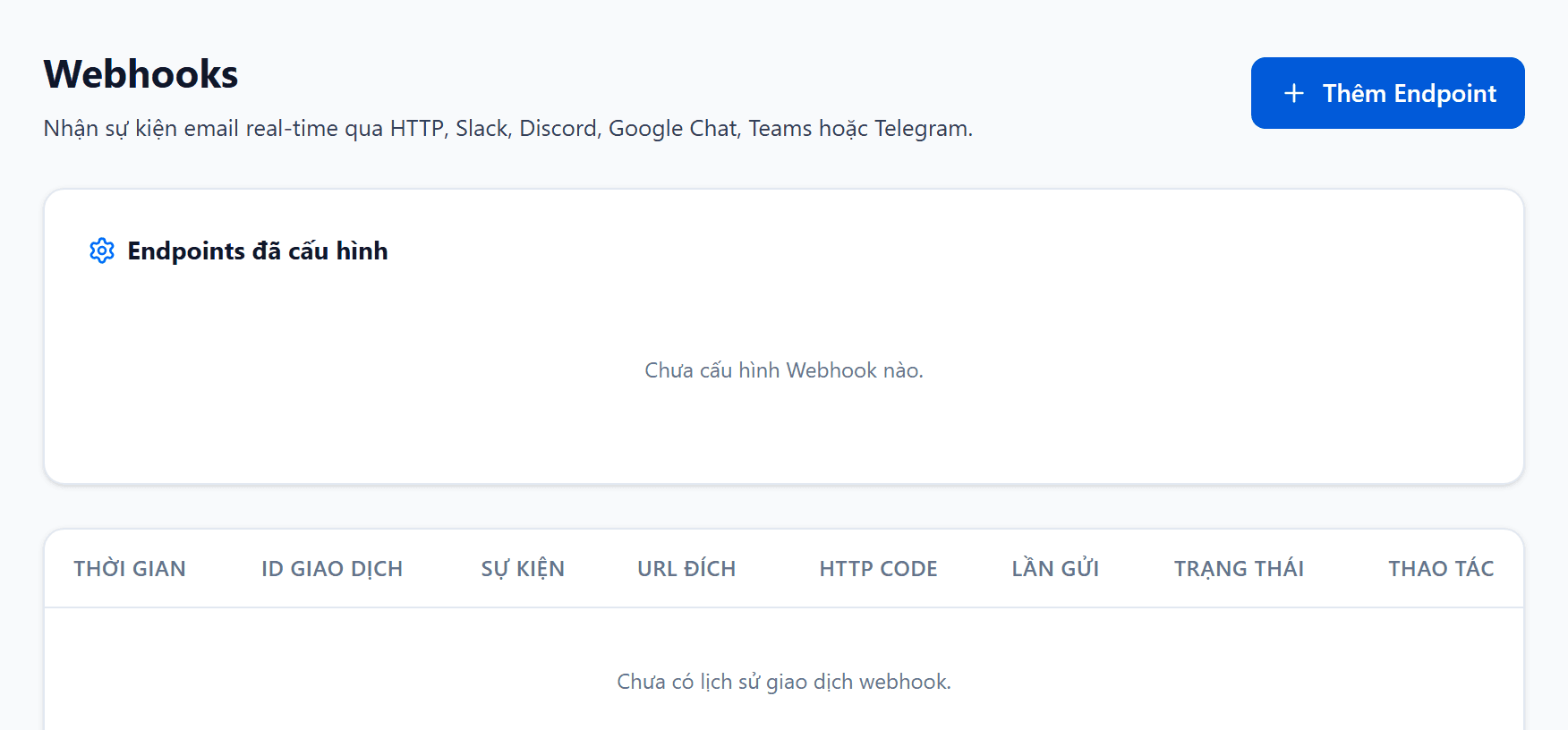 Trang Webhooks: nút thêm webhook mới, và vùng danh sách endpoint kèm lịch sử giao dịch có các cột ID Giao dịch, URL Đích và Lần gửi